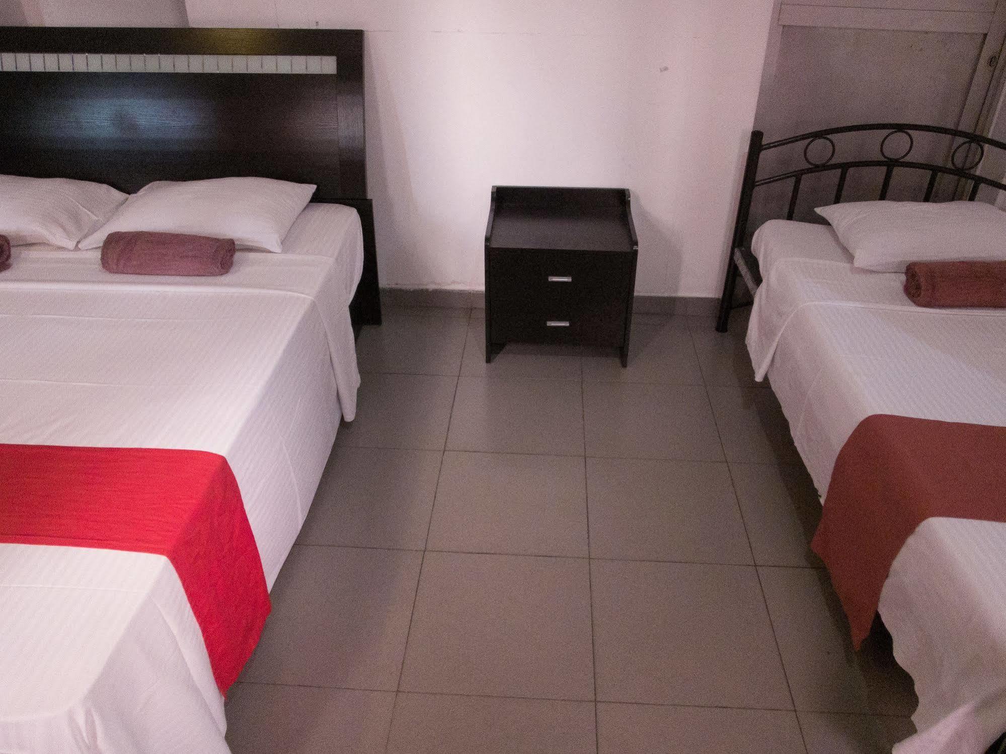 Backpack Lanka Hostel Colombo Ngoại thất bức ảnh