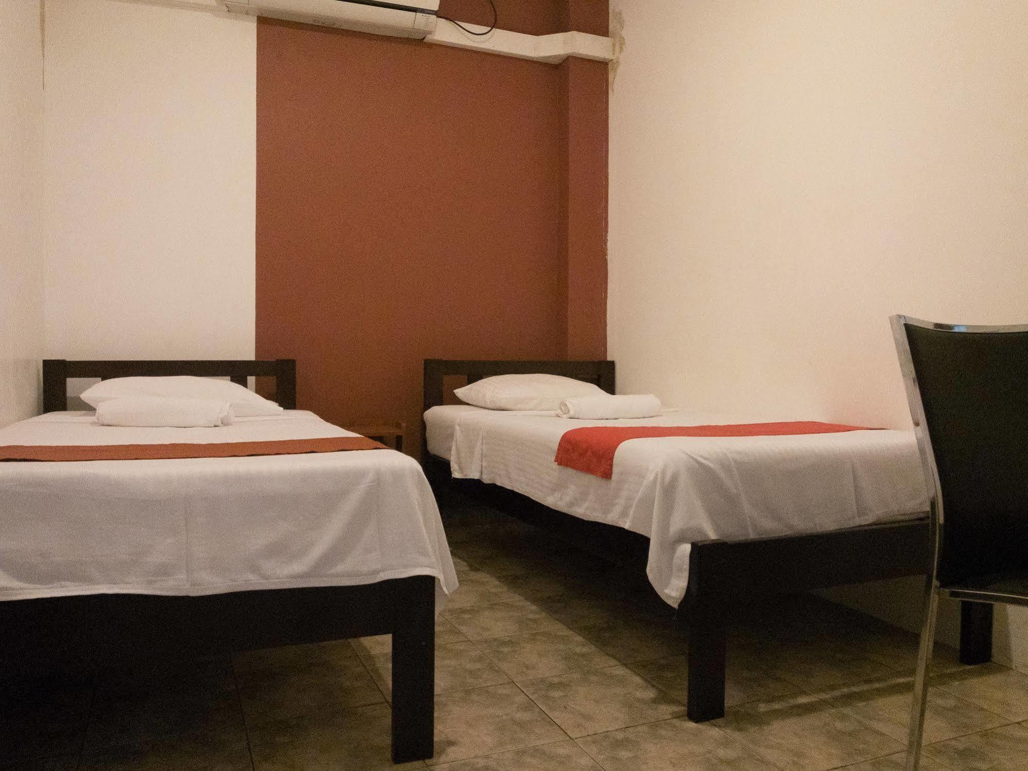 Backpack Lanka Hostel Colombo Ngoại thất bức ảnh