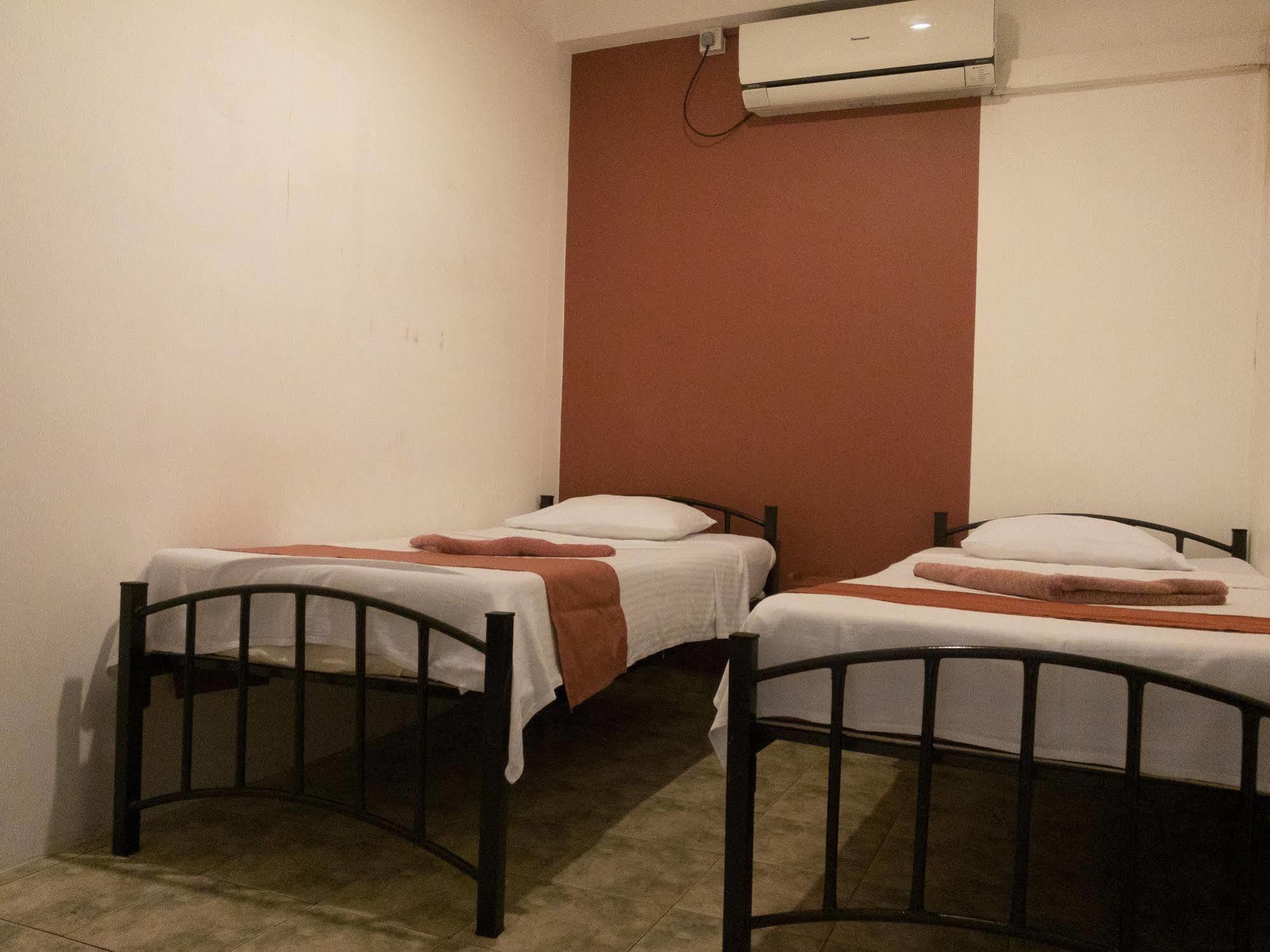 Backpack Lanka Hostel Colombo Ngoại thất bức ảnh